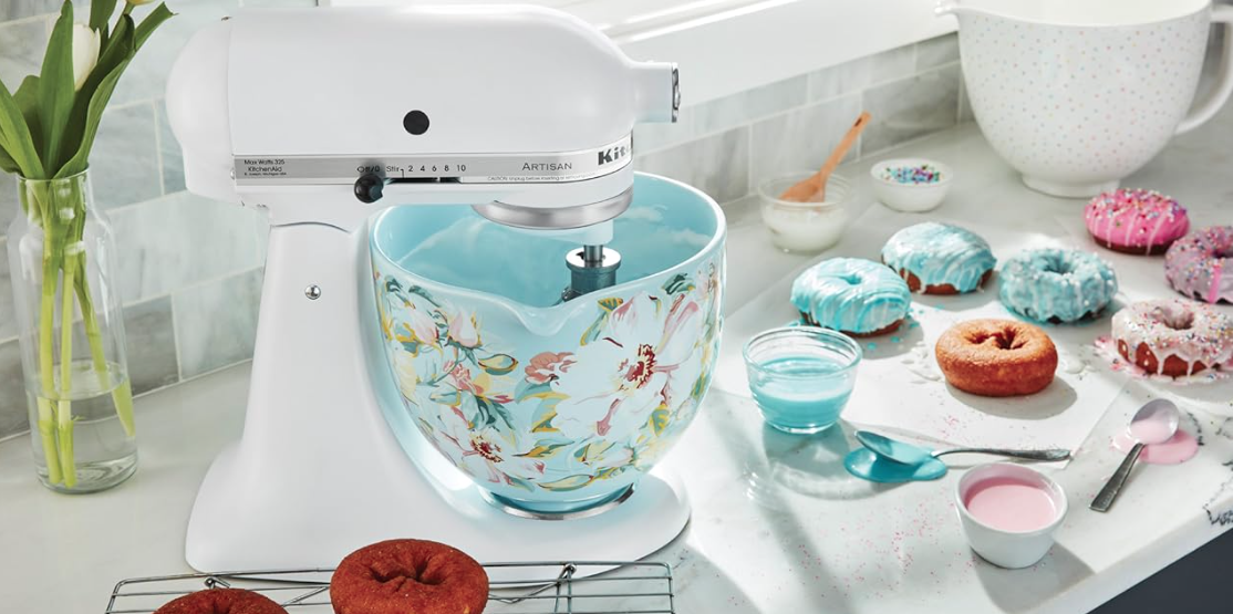 KitchenAid Stand Mixer Bowl Options Explained: Stainless, Glass, or Ceramic?