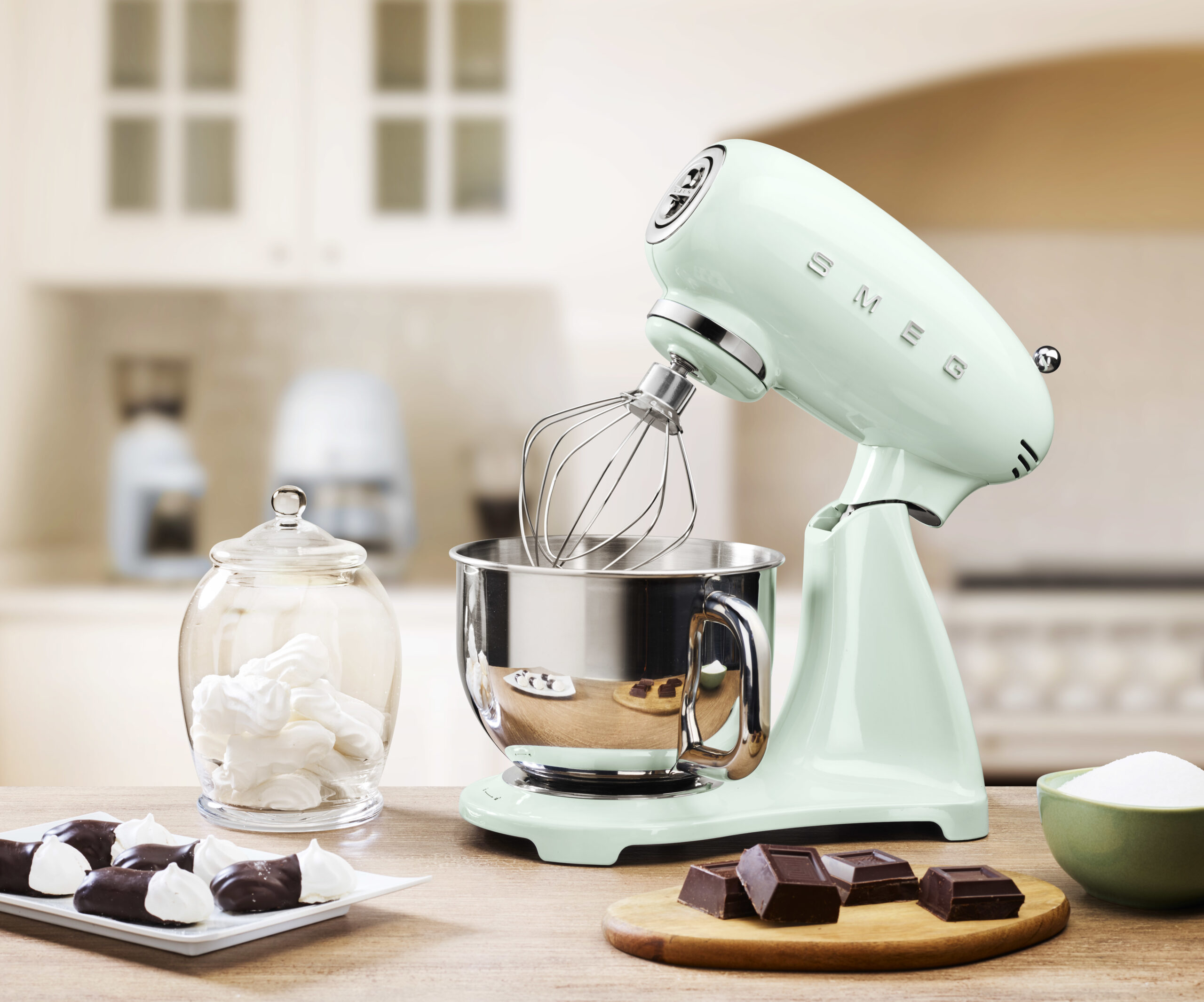 Smeg Stand Mixer Review: Gorgeous, Yes — But is it Actually that Good?