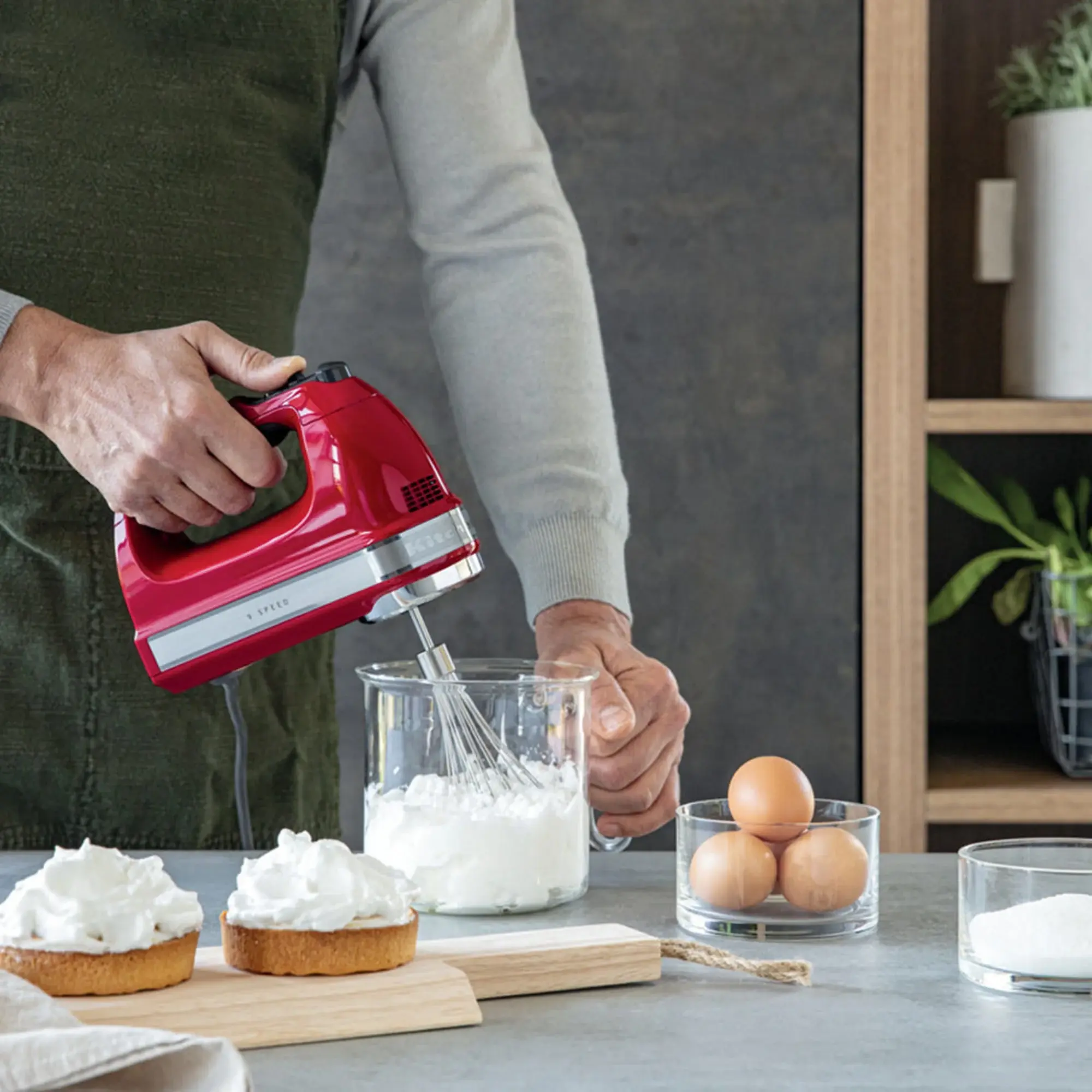 KitchenAid 9 Hand Mixer Review: Not Perfect, But Easy to Live With